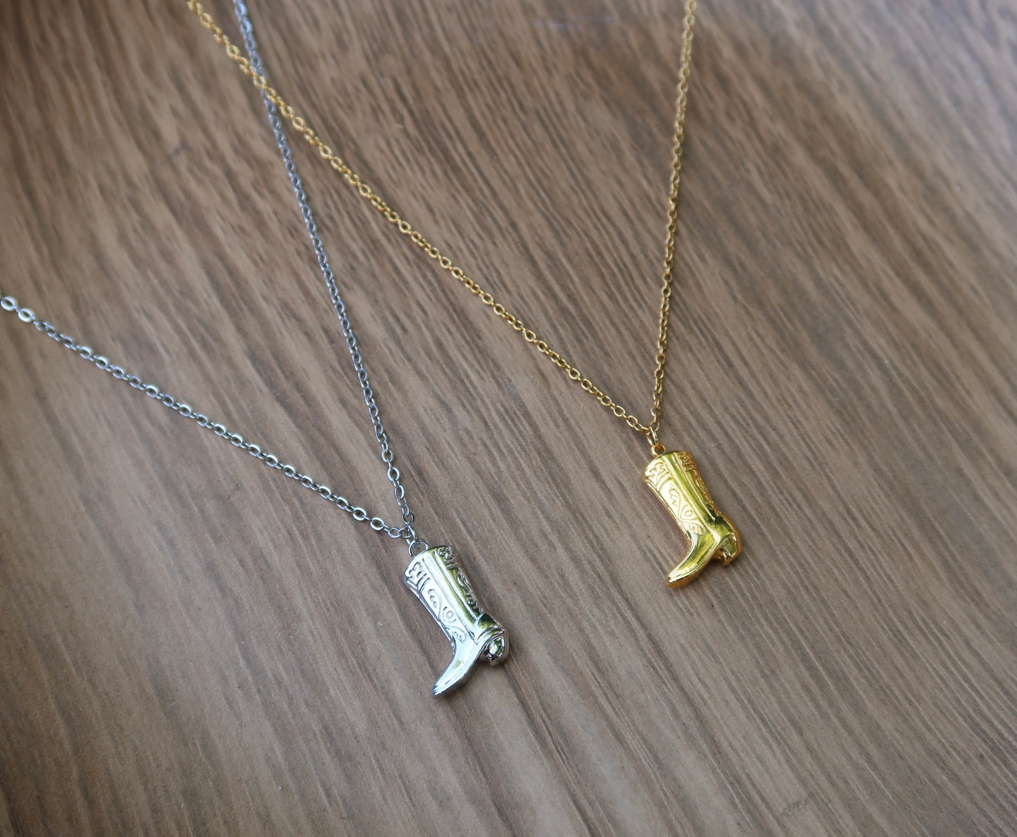 "Cowboy boot" necklace