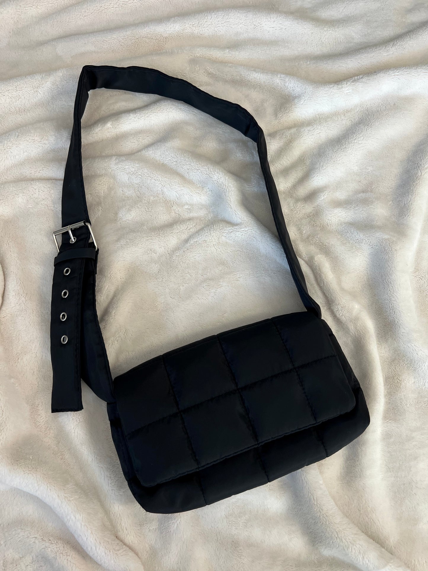 "Phoebe" puffer bag