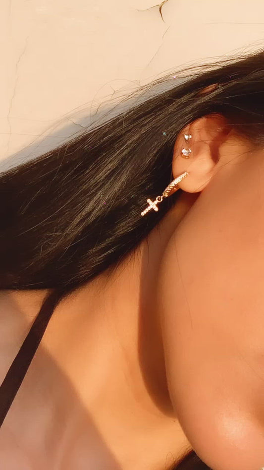 "Cross your heart" earrings