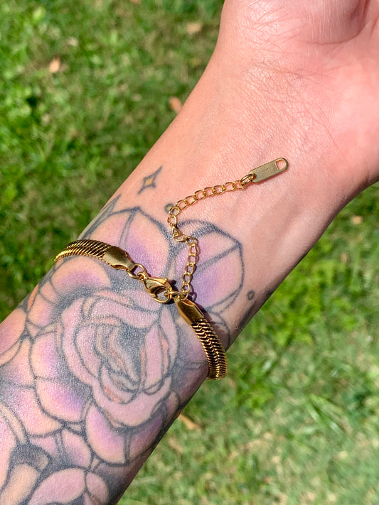 “Herringbone” bracelet