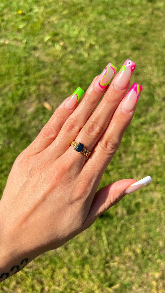 "Intertwined Gem" ring