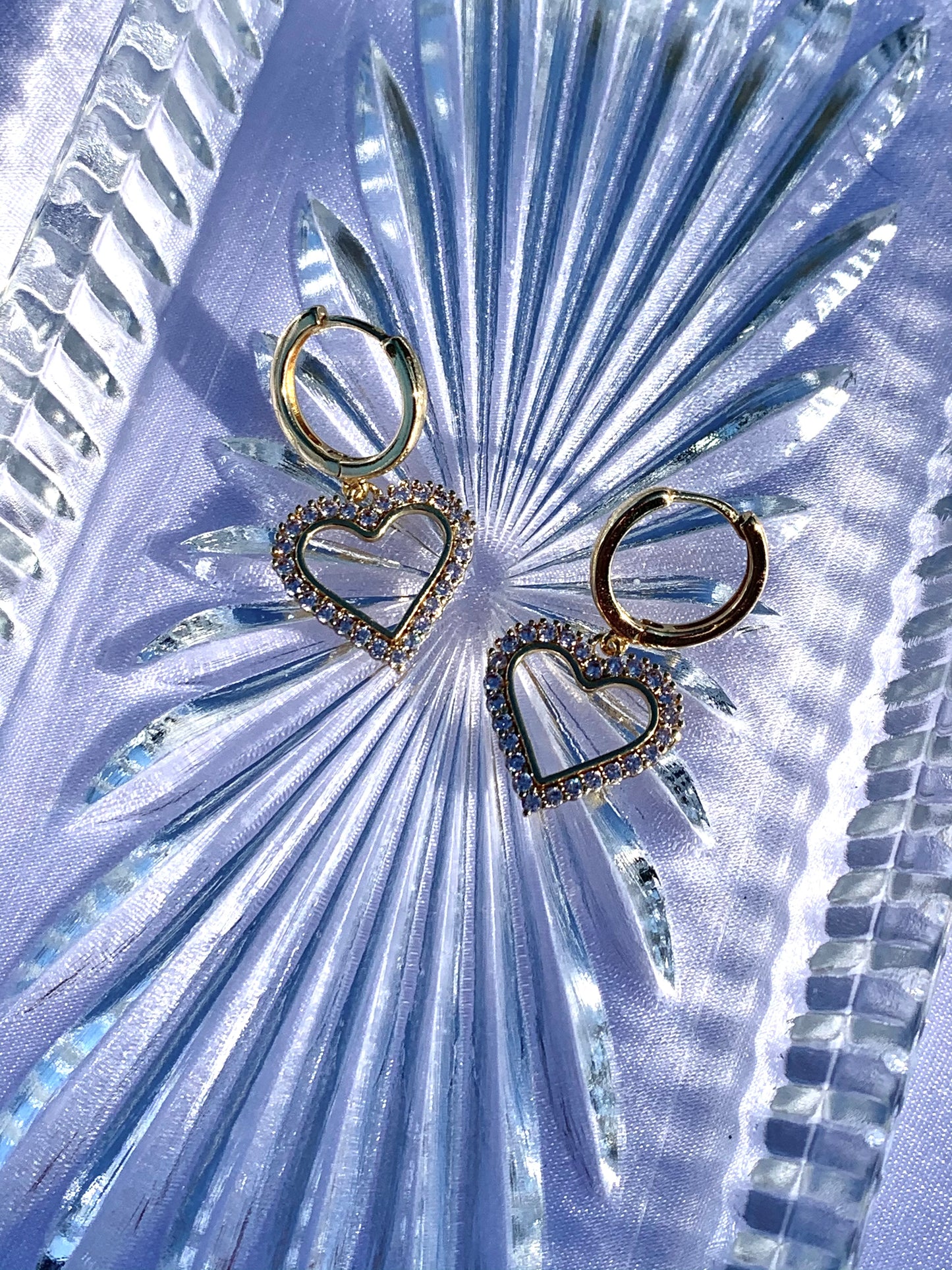 "Bling'd up Corazón" earrings